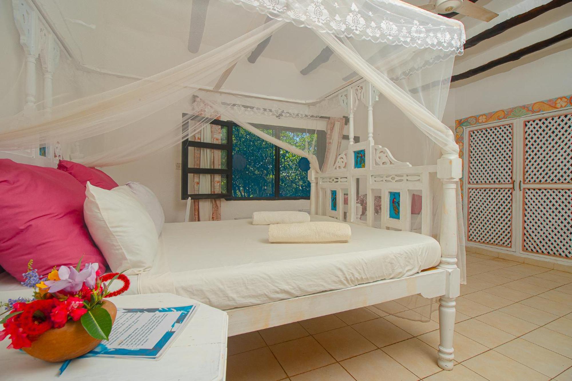 Sunny Garden Rooms Watamu Kültér fotó